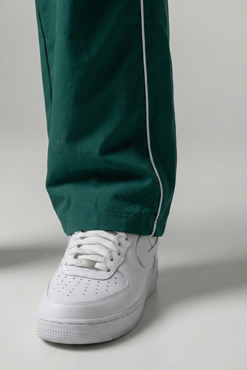 TREK | WIDE-LEG TRACK PANTS