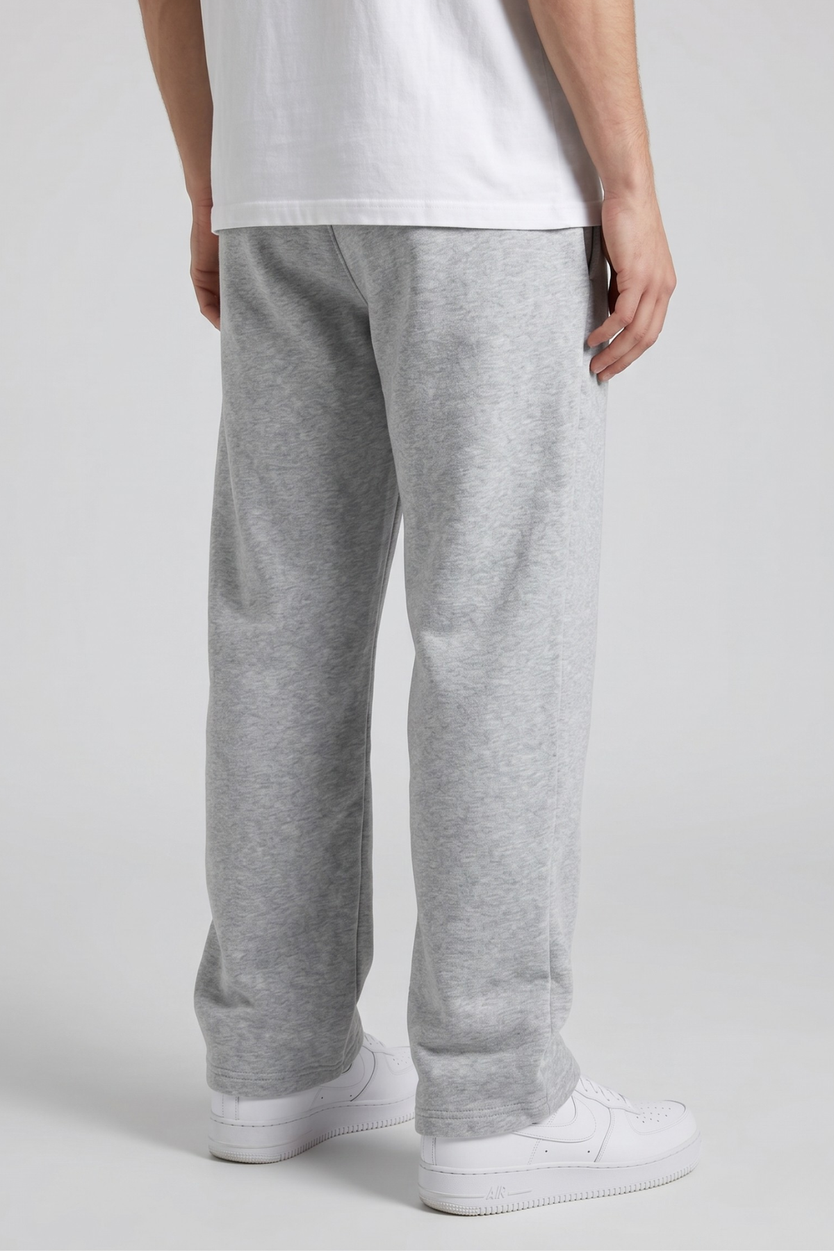 ESSENTIAL | WIDE-LEG SWEATPANTS