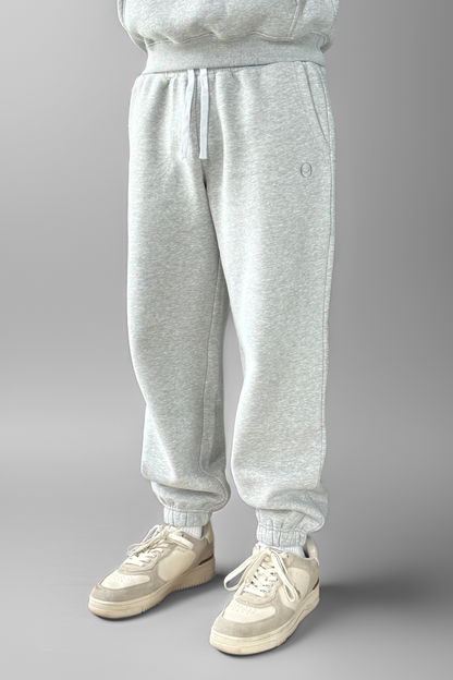 ESSENTIAL | CUFFED REGULAR-FIT SWEATPANTS
