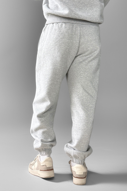 ESSENTIAL | CUFFED REGULAR-FIT SWEATPANTS