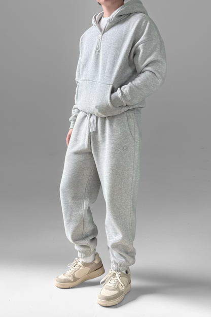 ESSENTIAL | CUFFED REGULAR-FIT SWEATPANTS
