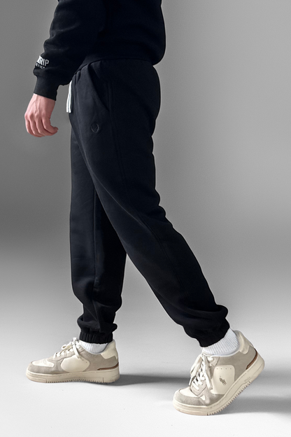 ESSENTIAL | CUFFED REGULAR-FIT SWEATPANTS