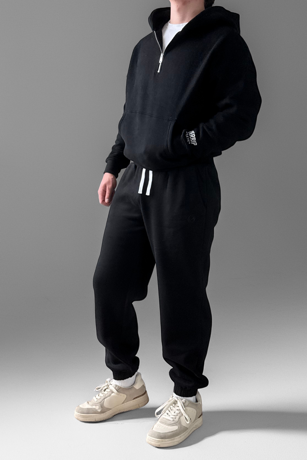ESSENTIAL | CUFFED REGULAR-FIT SWEATPANTS