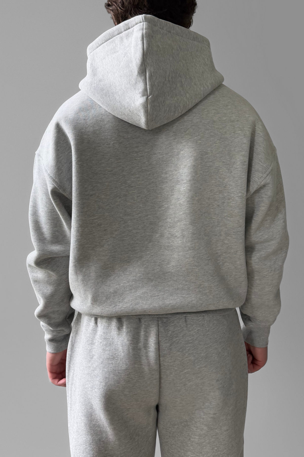 ESSENTIAL | BOXY PULLOVER HOODIE