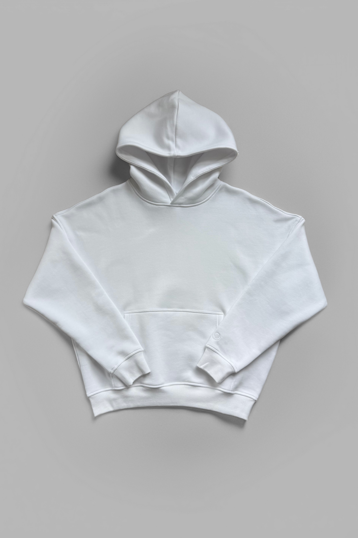 ESSENTIAL | BOXY PULLOVER HOODIE