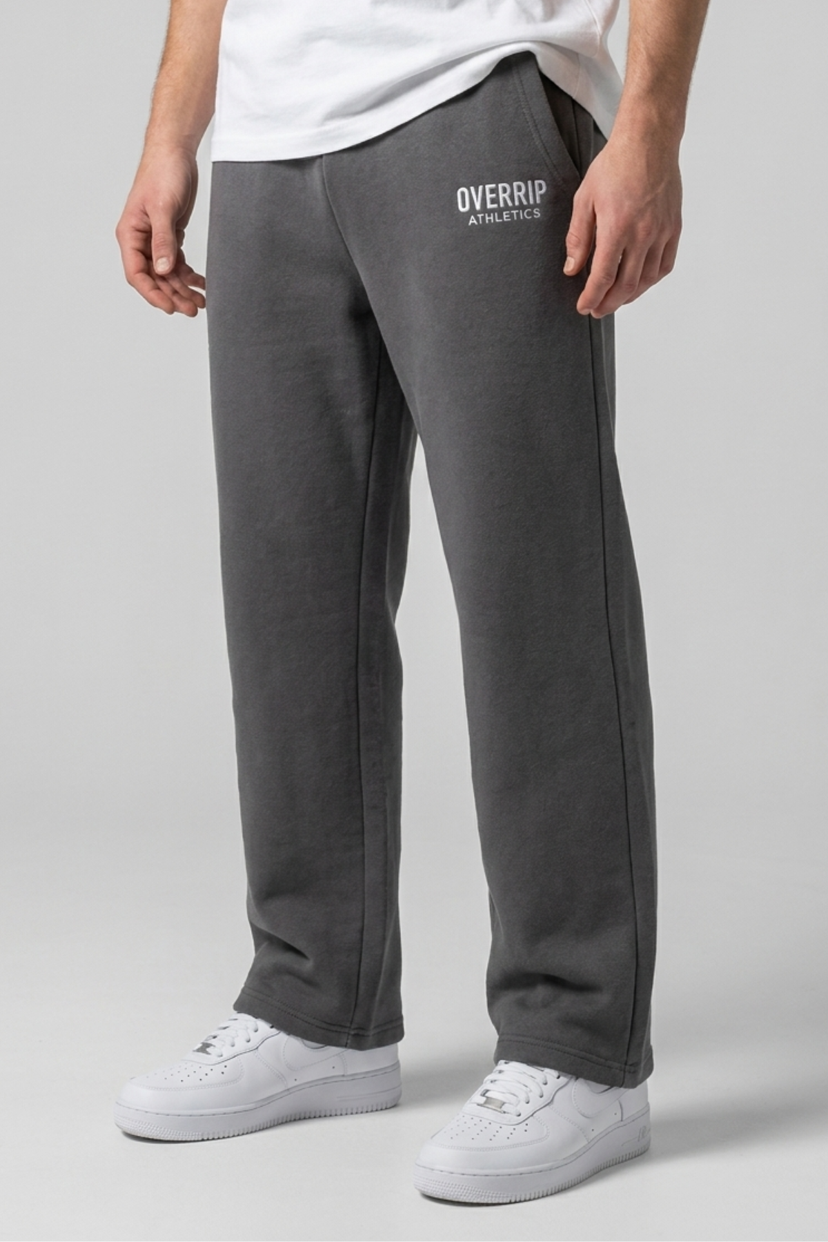 ESSENTIAL | WIDE-LEG SWEATPANTS