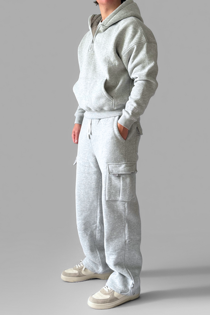 ESSENTIAL | CARGO WIDE-LEG SWEATPANTS