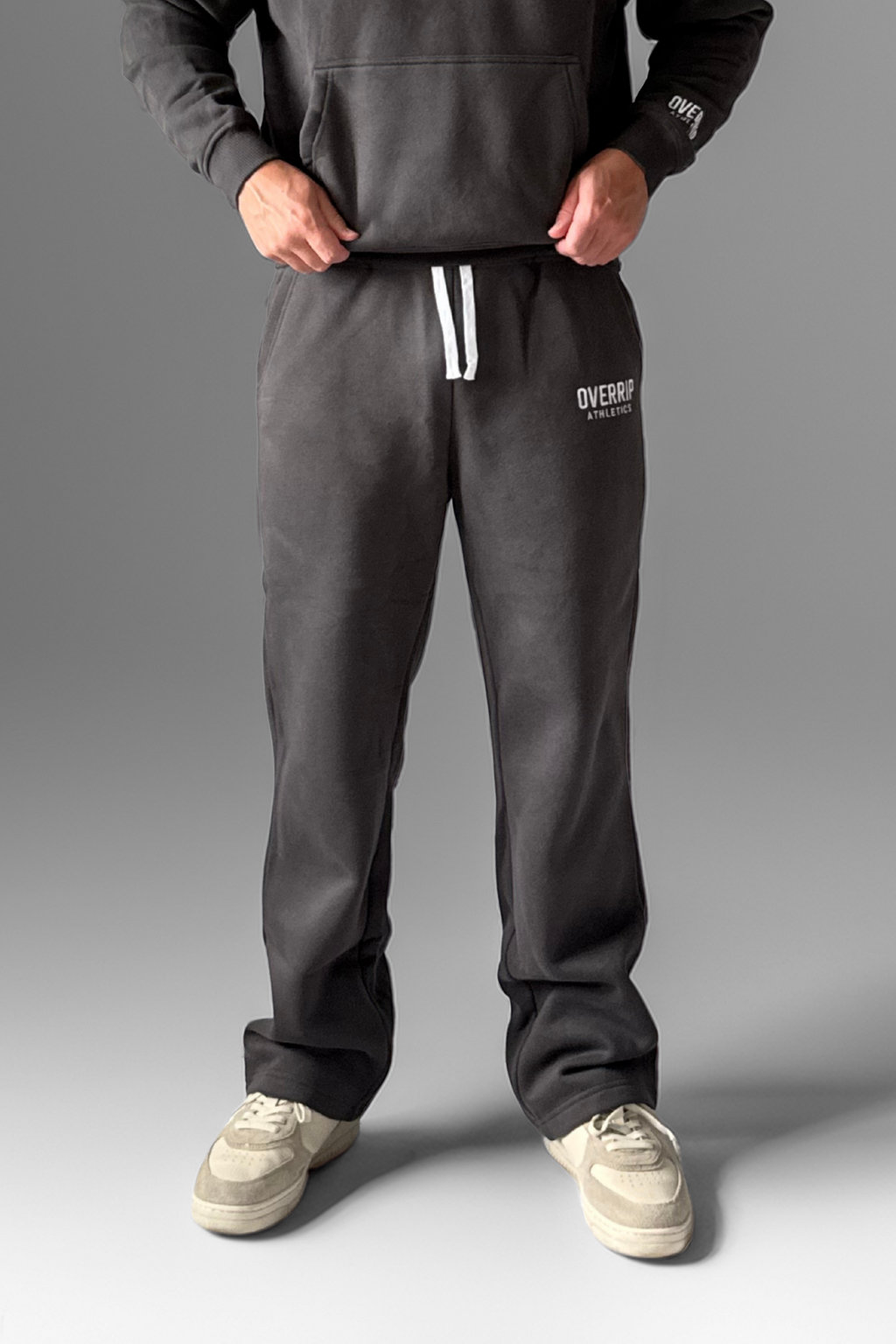 ESSENTIAL | WIDE-LEG SWEATPANTS