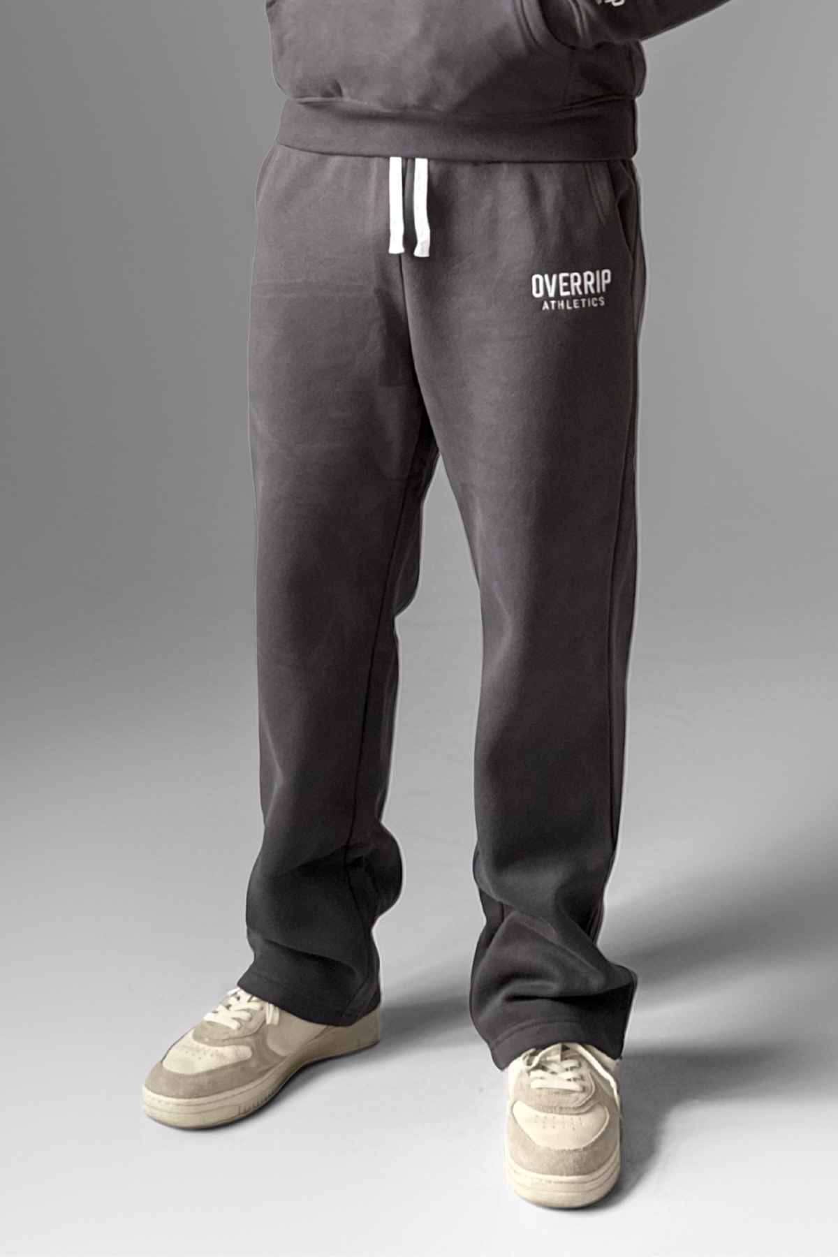 ESSENTIAL | WIDE-LEG SWEATPANTS