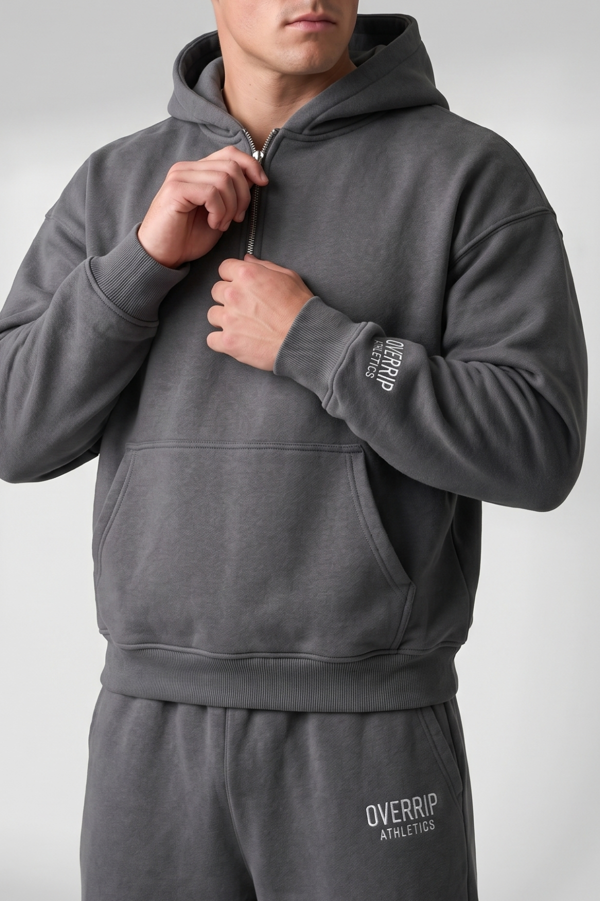 ESSENTIAL | BOXY QUARTER-ZIP HOODIE