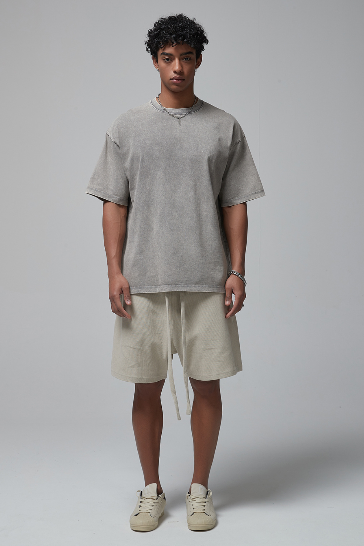 VILLIAN | OVERSIZED ACID-WASH TEE