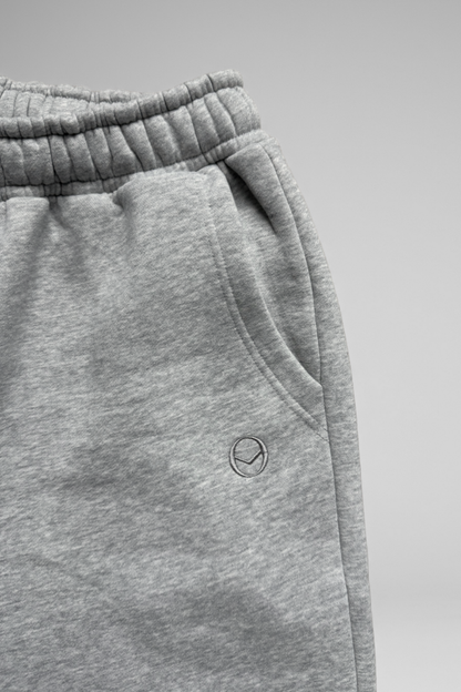 ESSENTIAL | CUFFED REGULAR-FIT SWEATPANTS